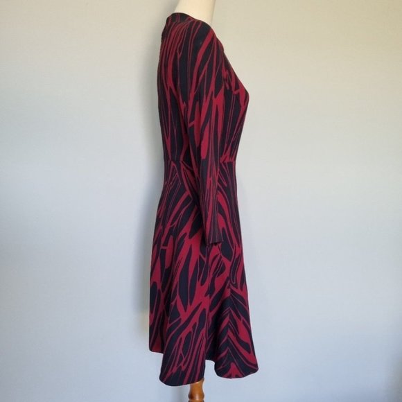 Veronika Maine Black & Red Stripe Long Sleeve A-Line Dress Size 6 - Picture 3 of 8